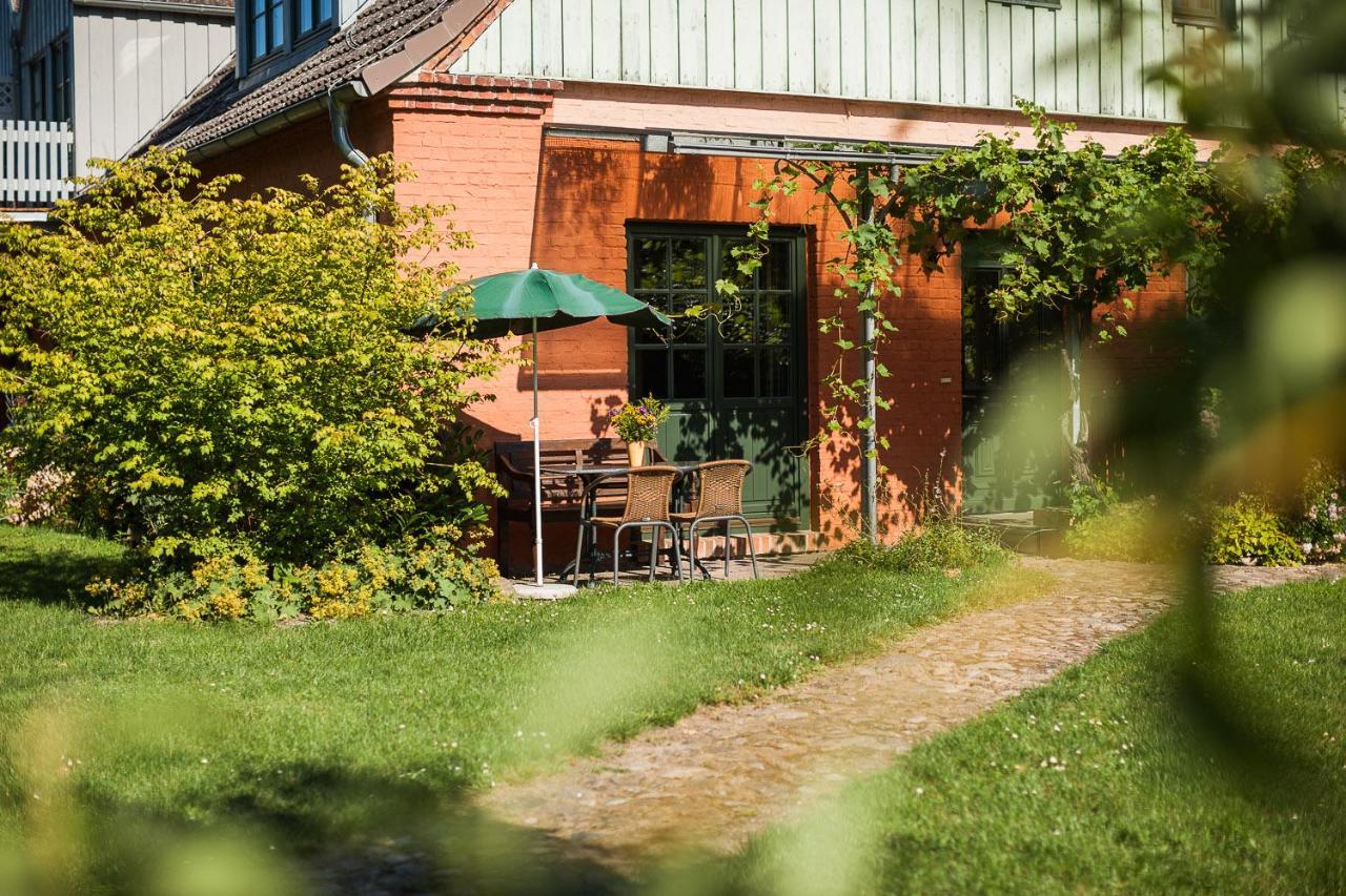 Das Gutshaus Solzow Mecklenburgische Seenplatte Mueritz Экстерьер фото
